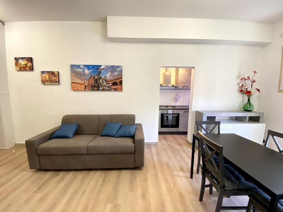 Memory Suite Con Wifi/Netflix Bologna Eksteriør billede